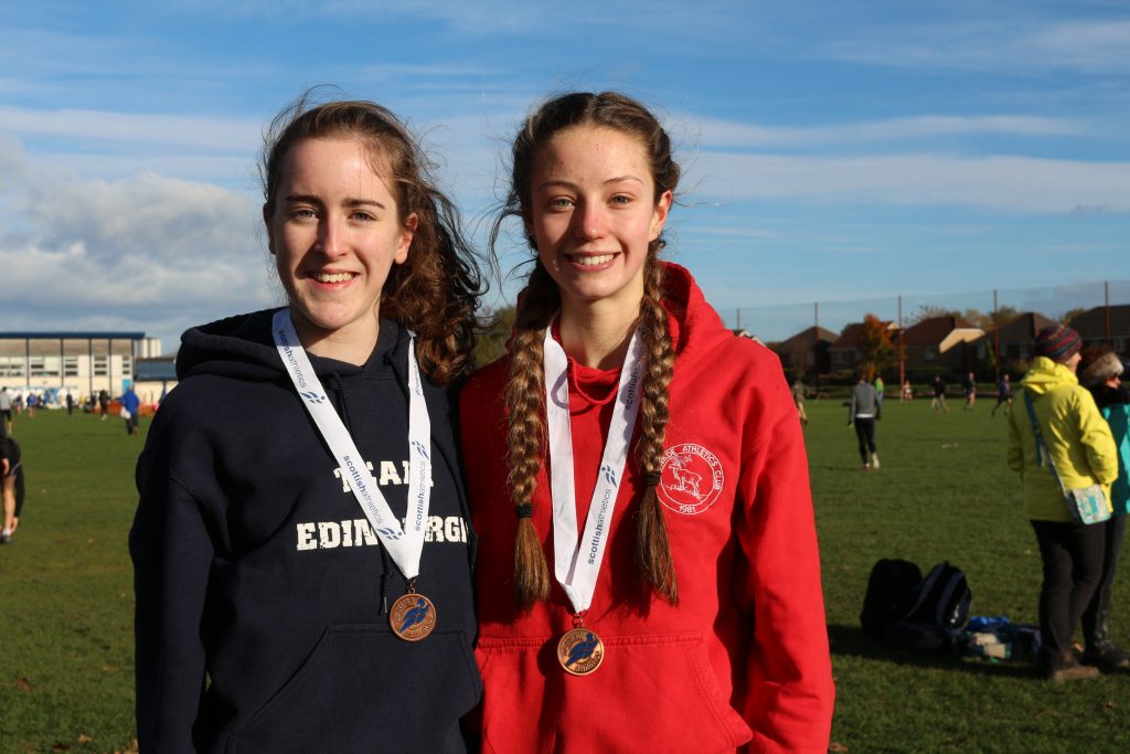 Ailsa and Lauren with their medals!